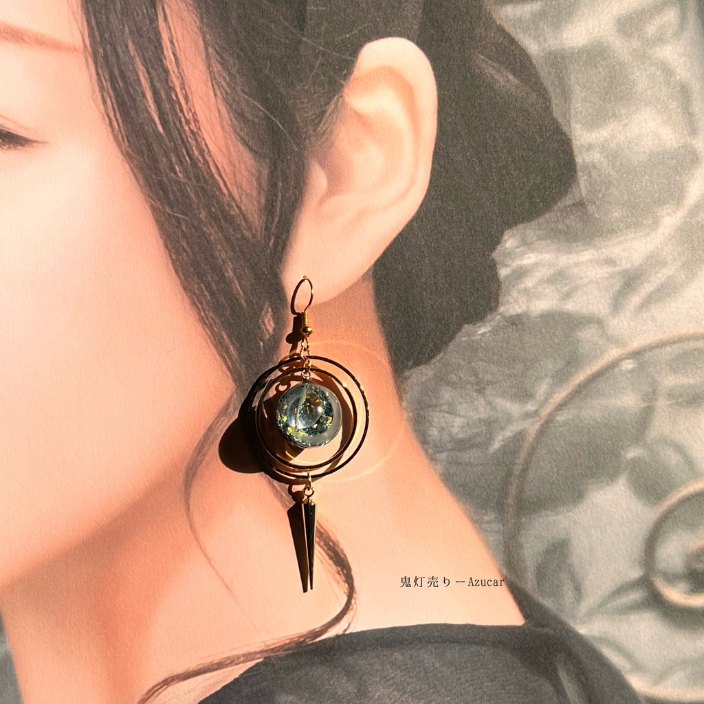 三日月サンセットとシリウス天球儀の歯車スチームパンク ピアス イヤリング★