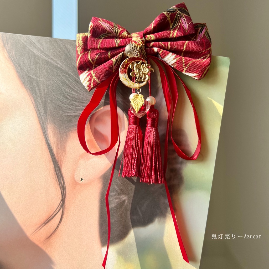 大正浪漫調リボンの紅彼岸花柄の九尾狐と鬼灯のヘアクリップ 着物や浴衣、袴などセレモニー、成人式、イベントやコスプレ、ディスプレイなどにも☆