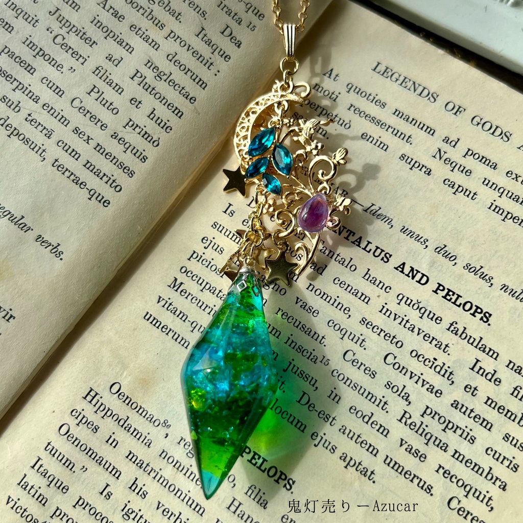 エメラルドの月光ペンデュラムネックレス 琉球ガラス