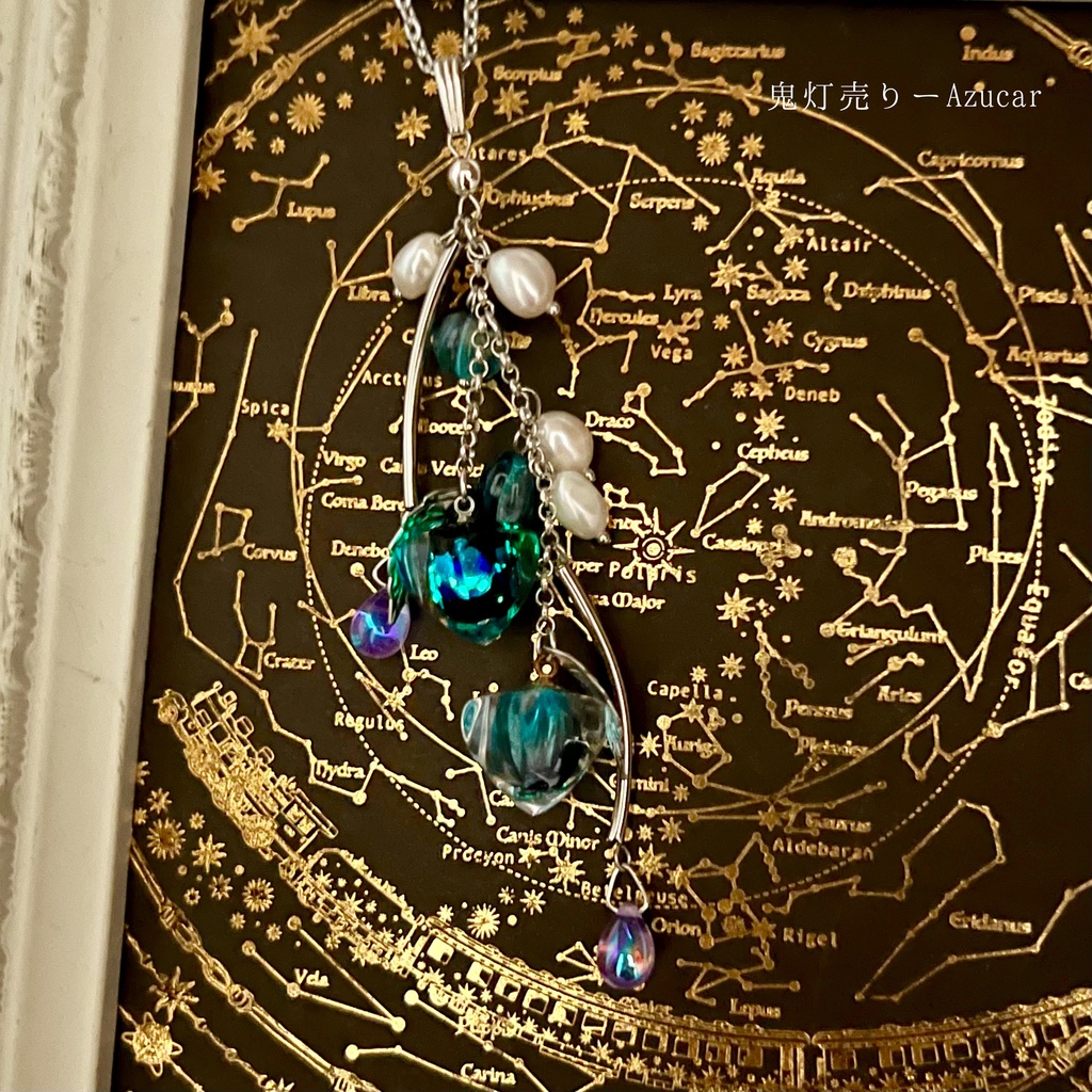 【蒼の蛍火】夜空に瞬く蓄光ホオズキネックレス 鬼灯