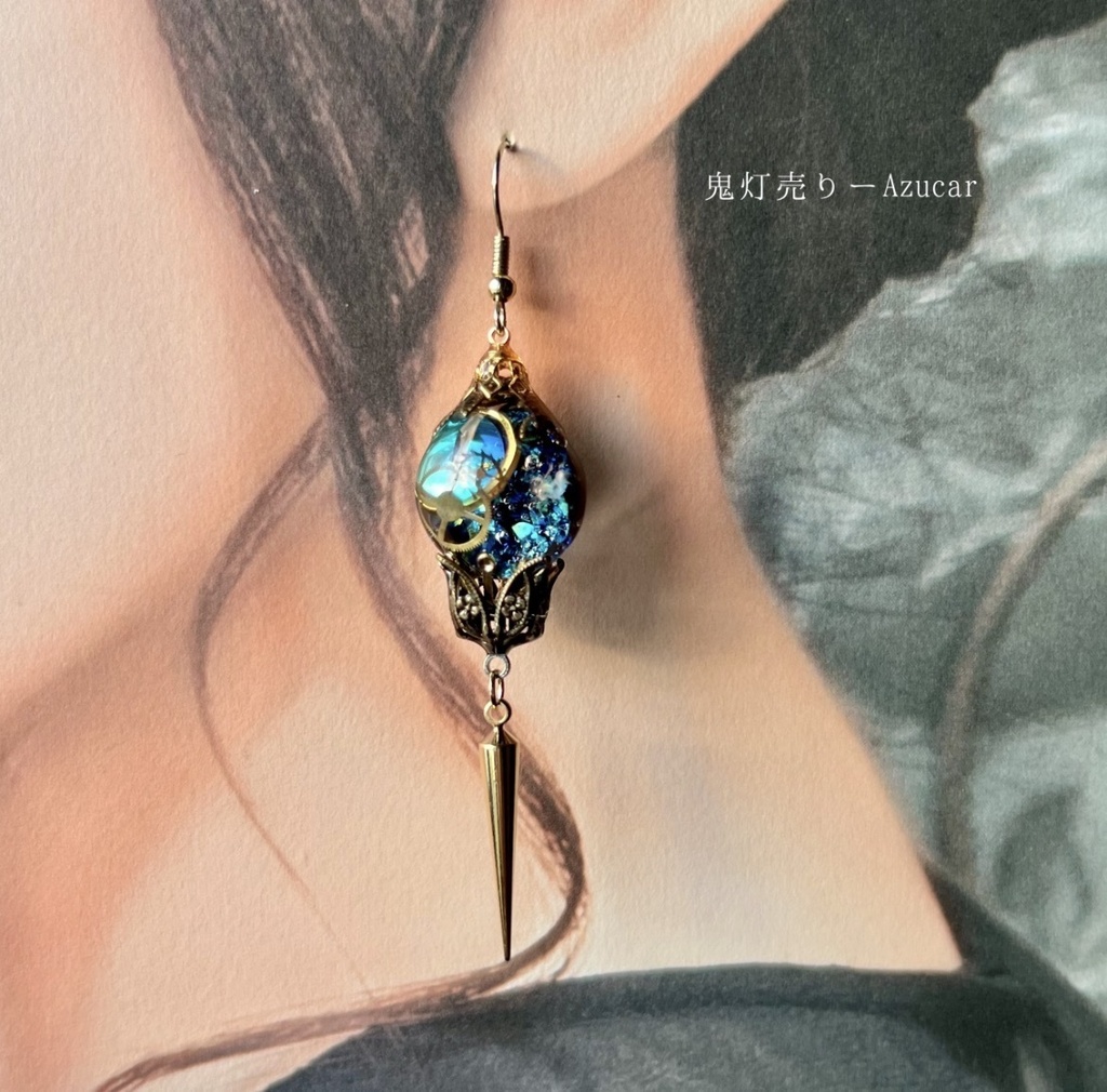 天球儀モチーフと満月ランタン宇宙ピアス 両耳|ルナフラッシュ×歯車 スチームパンク