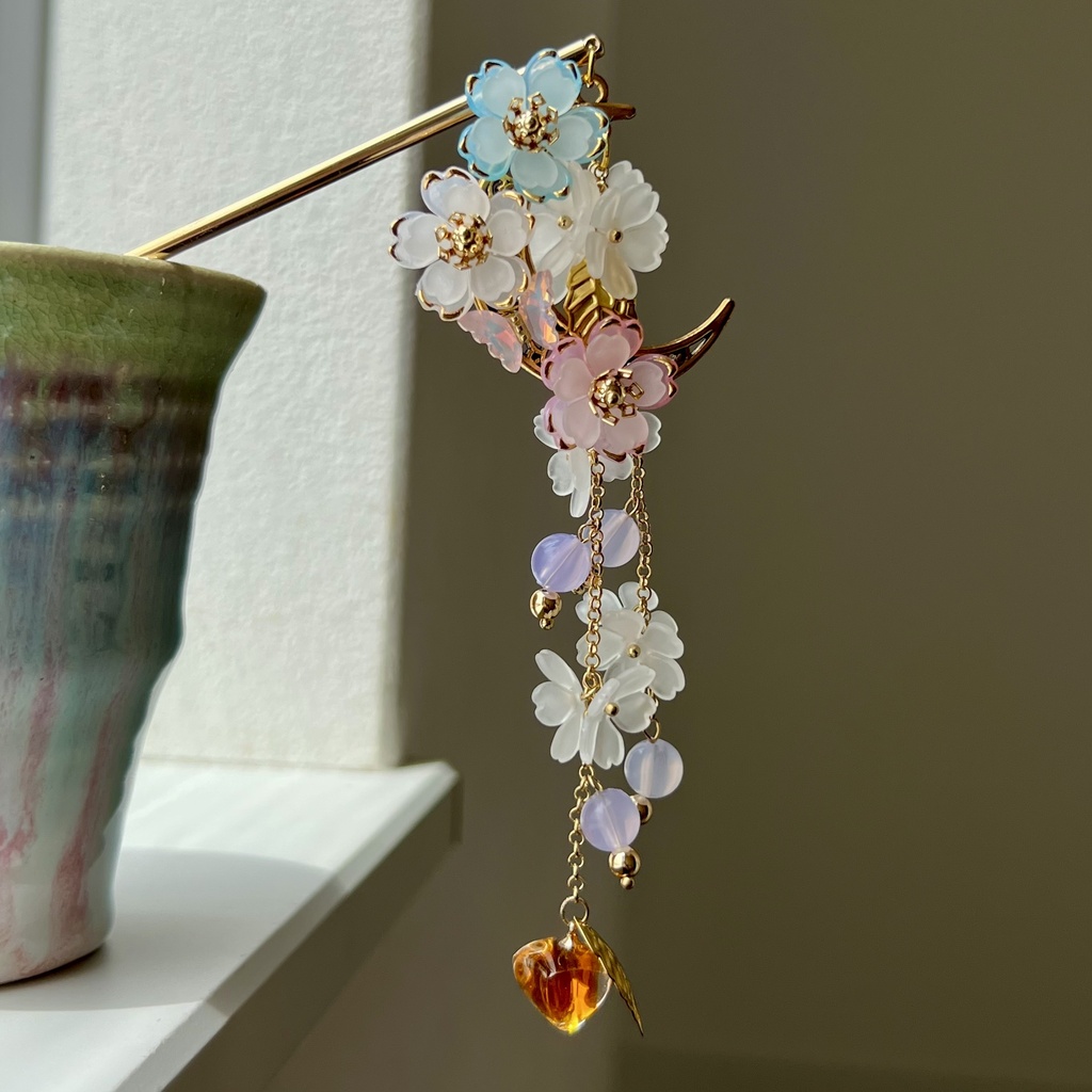 三色の花 三日月の蝶々と鬼灯簪 UVカラーチェンジビーズ 和装 浴衣 着物