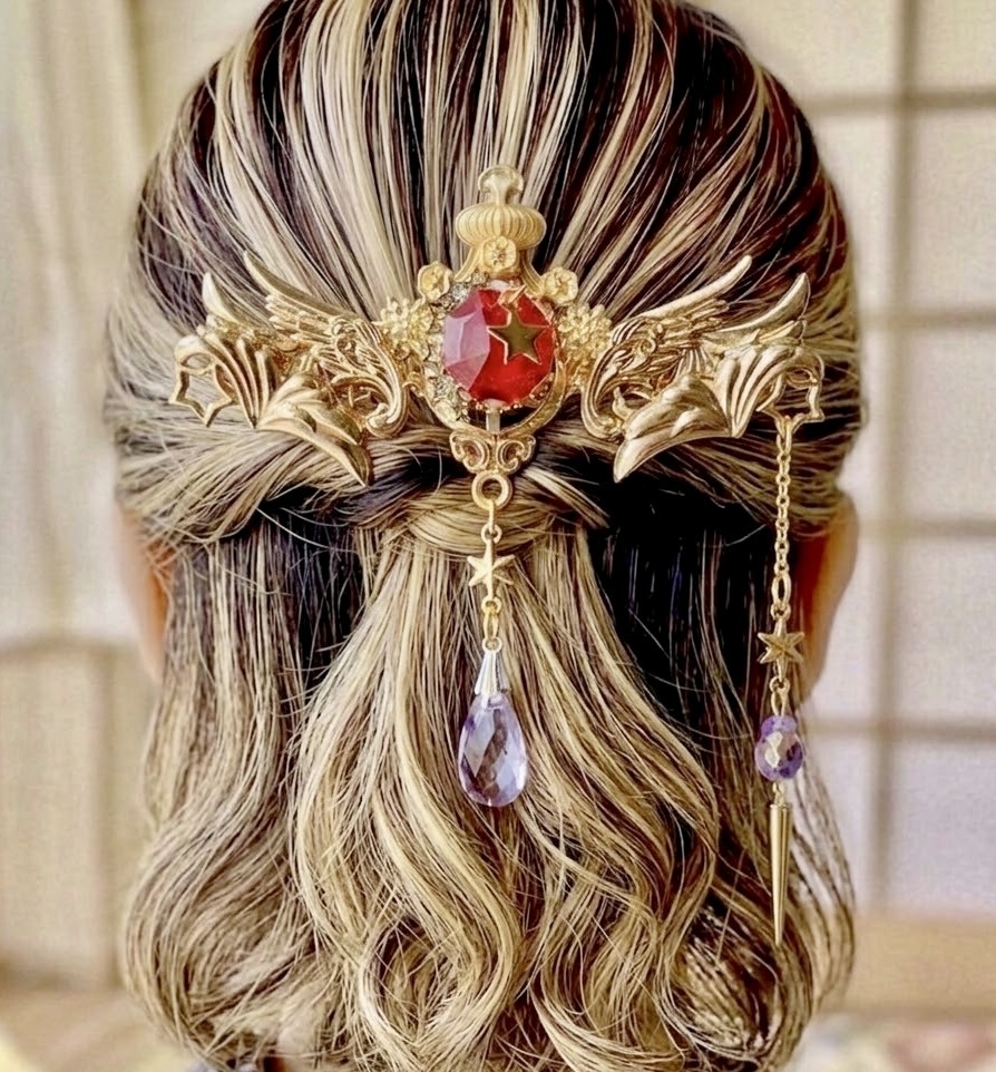 一点物 時を司る魔法使いのティアラ 星と羽根の幻想ヘアクリップ
