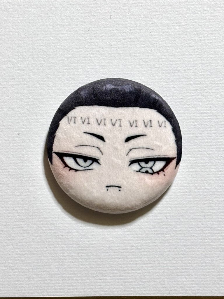 7王のもちもち缶バッジ