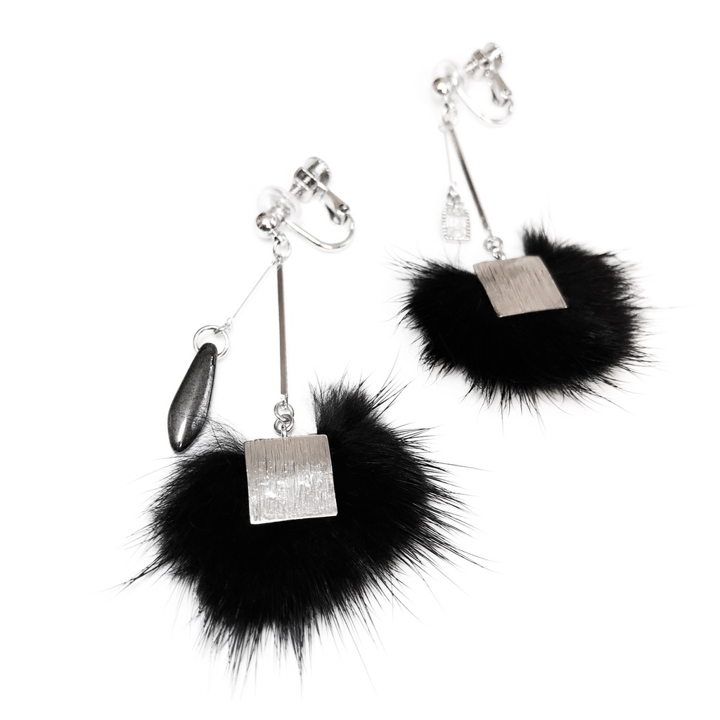 【HELLSING】モチーフイヤリング【ヘルシング機関】