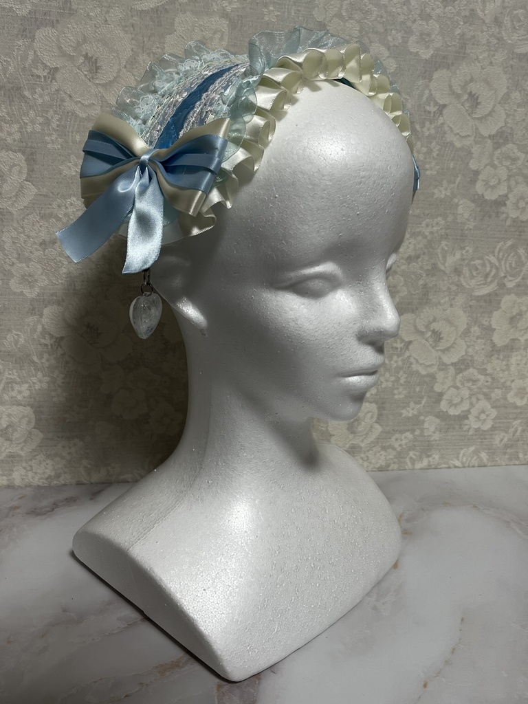 チャーム付きヘッドドレス