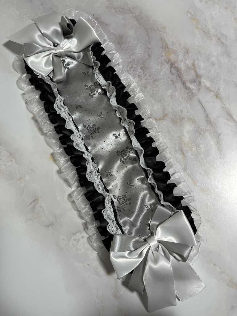 サテンヘッドドレス