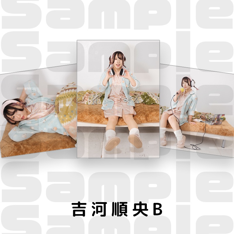 りこピヨグッズたち