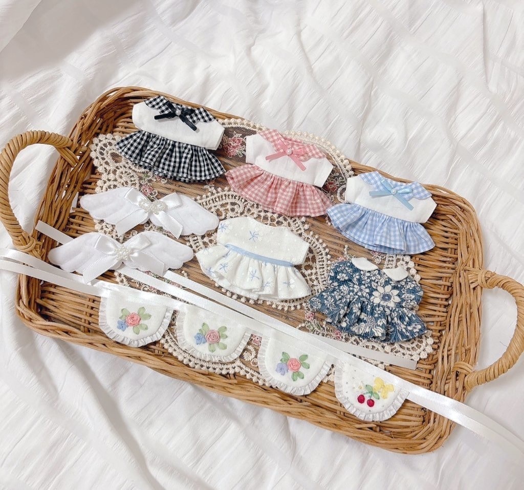 リボン刺繍スタイ、ワンピース
