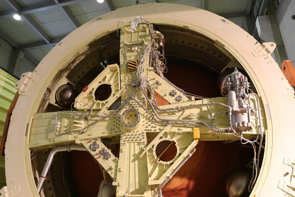 Aerospace Engine Photo Review Vol.2 H-2 Launch Vehicle