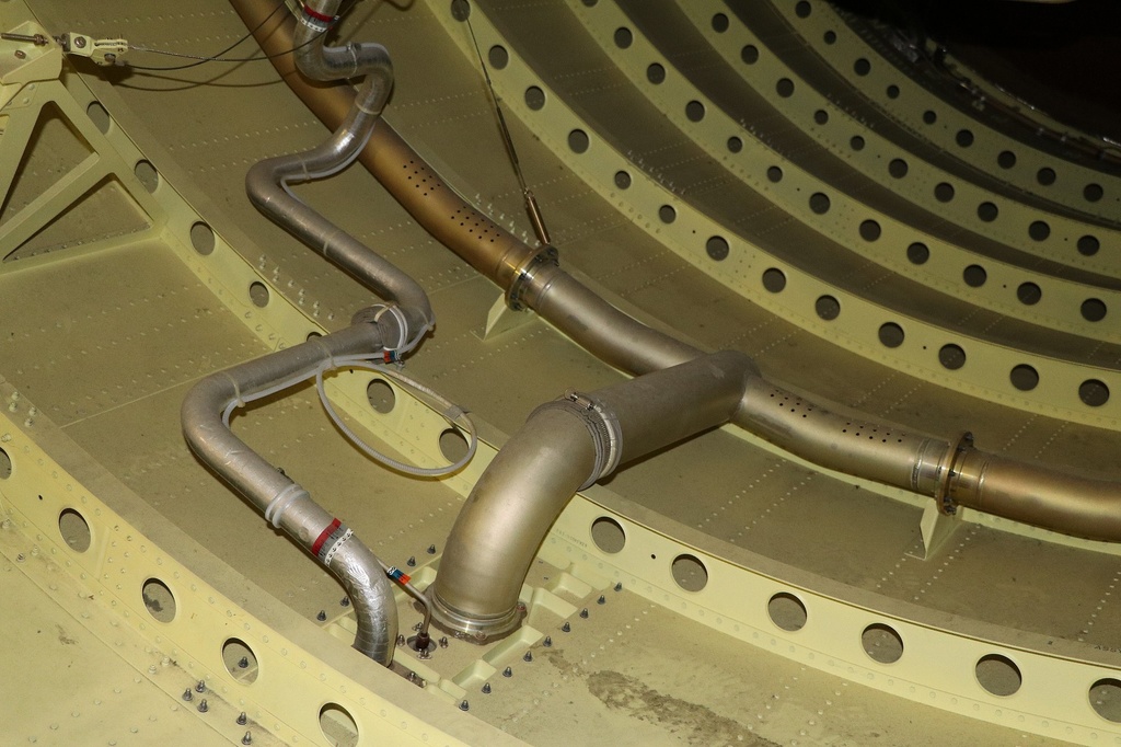 Aerospace Engine Photo Review Vol.2 H-2 Launch Vehicle