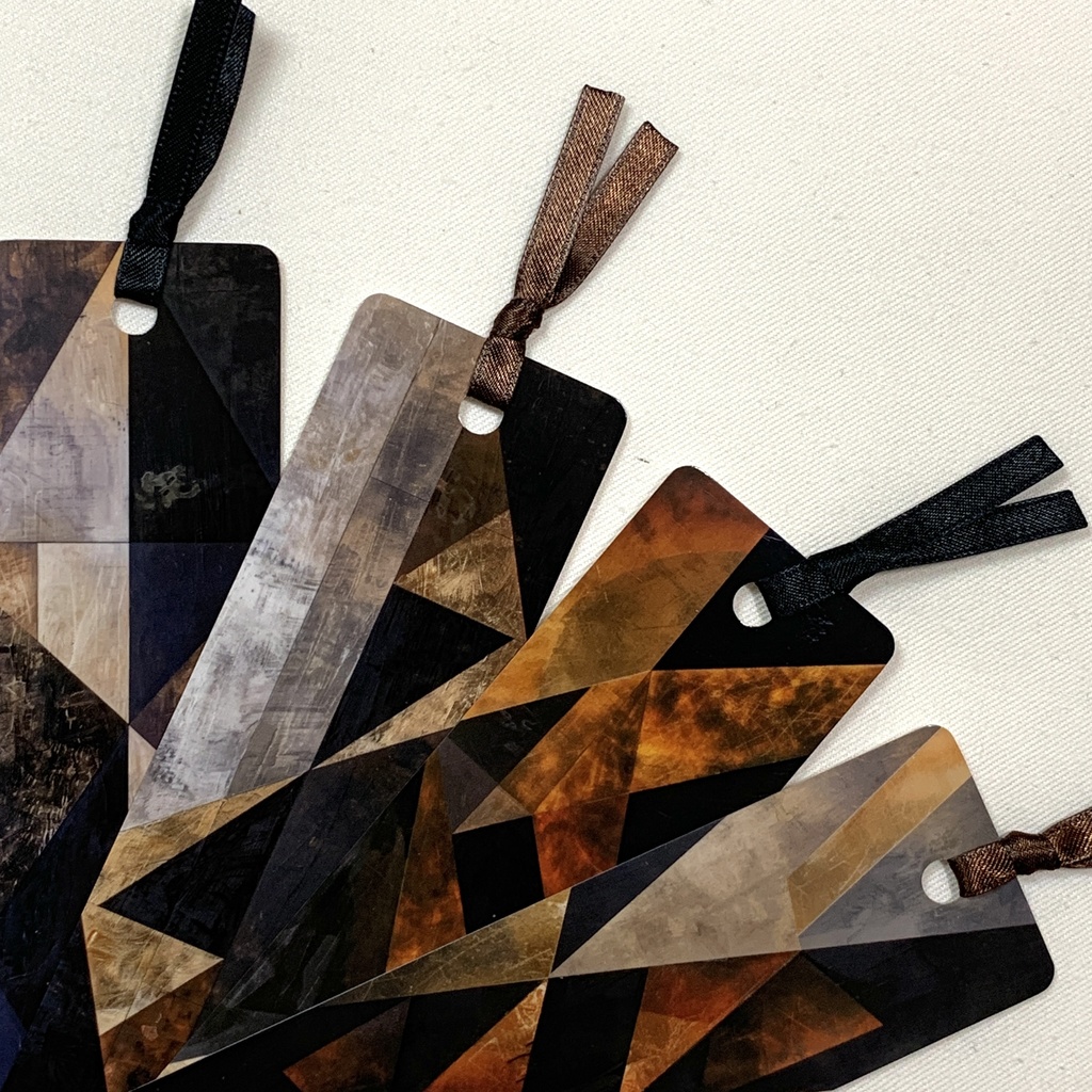 茶色と黒の幾何学模様の栞(しおり) 4枚セット