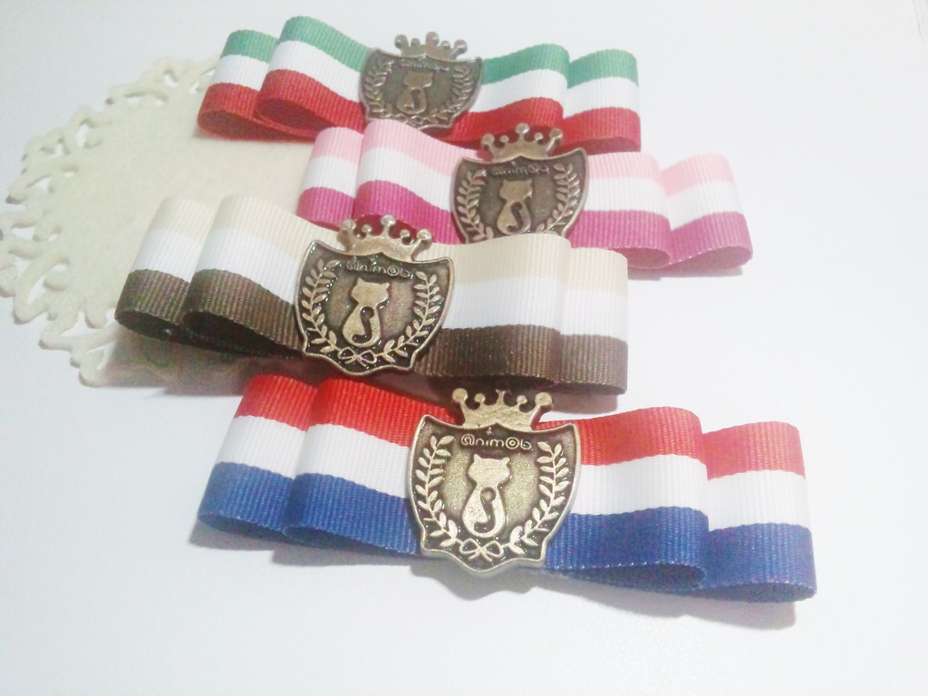 クラウンねこちゃんのトリコロールバレッタ(全4色)