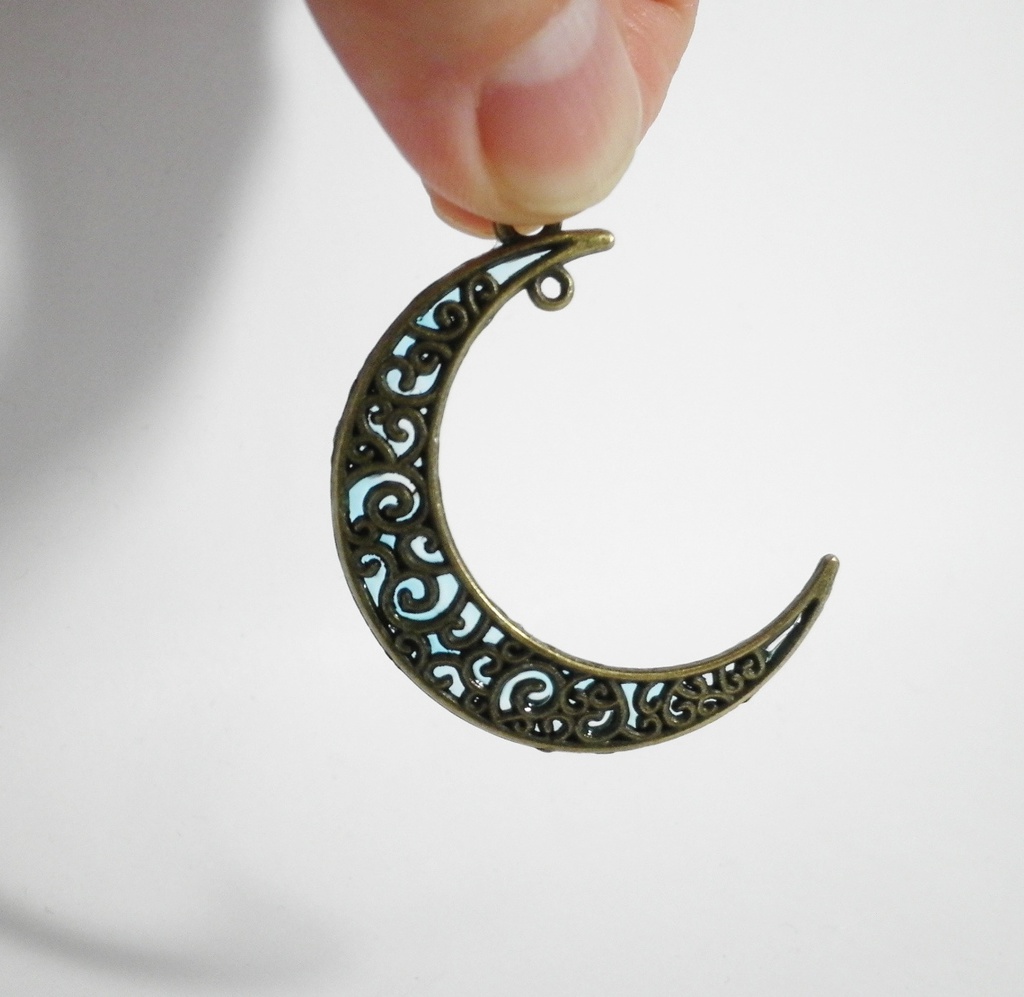 アンティークムーンのネックレス(全2色)(お星様を猫に変更可能)