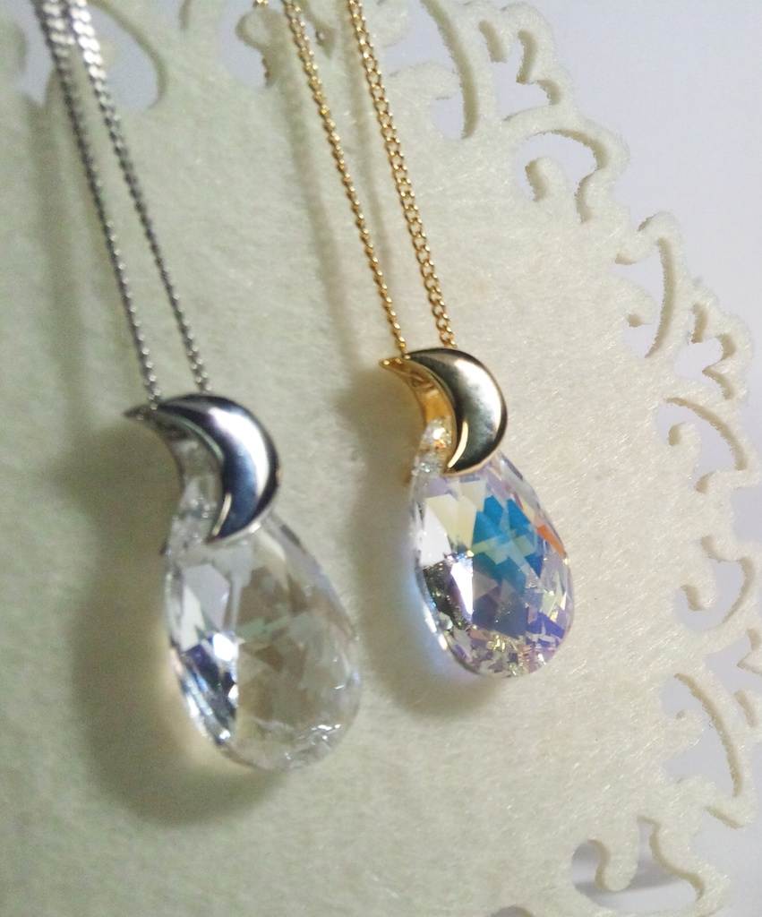 クリスタルムーンネックレス(好きな組み合わせをお選び下さい