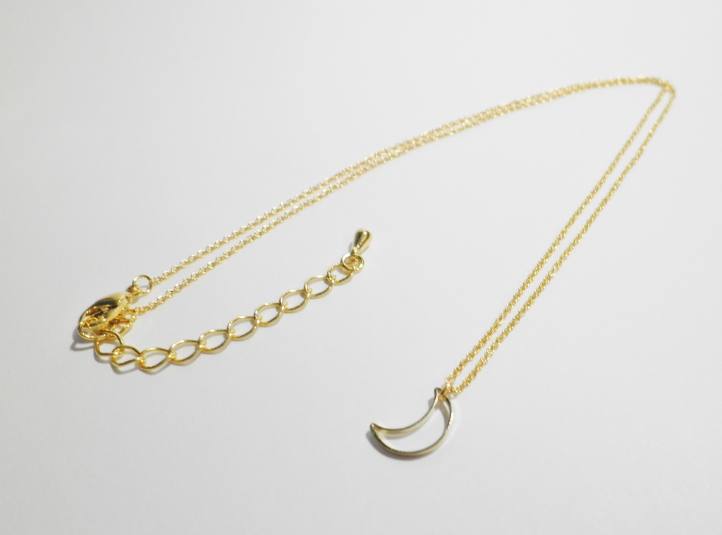 プチムーンネックレス