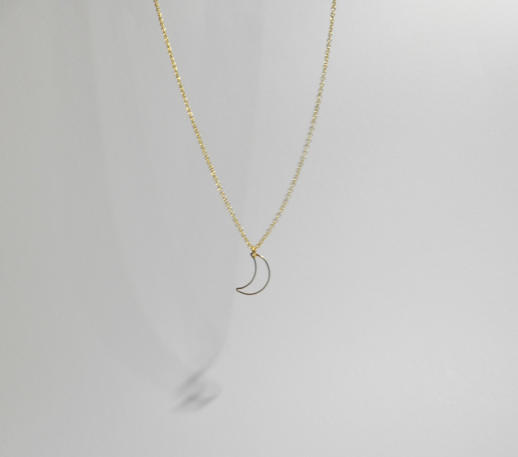 プチムーンネックレス