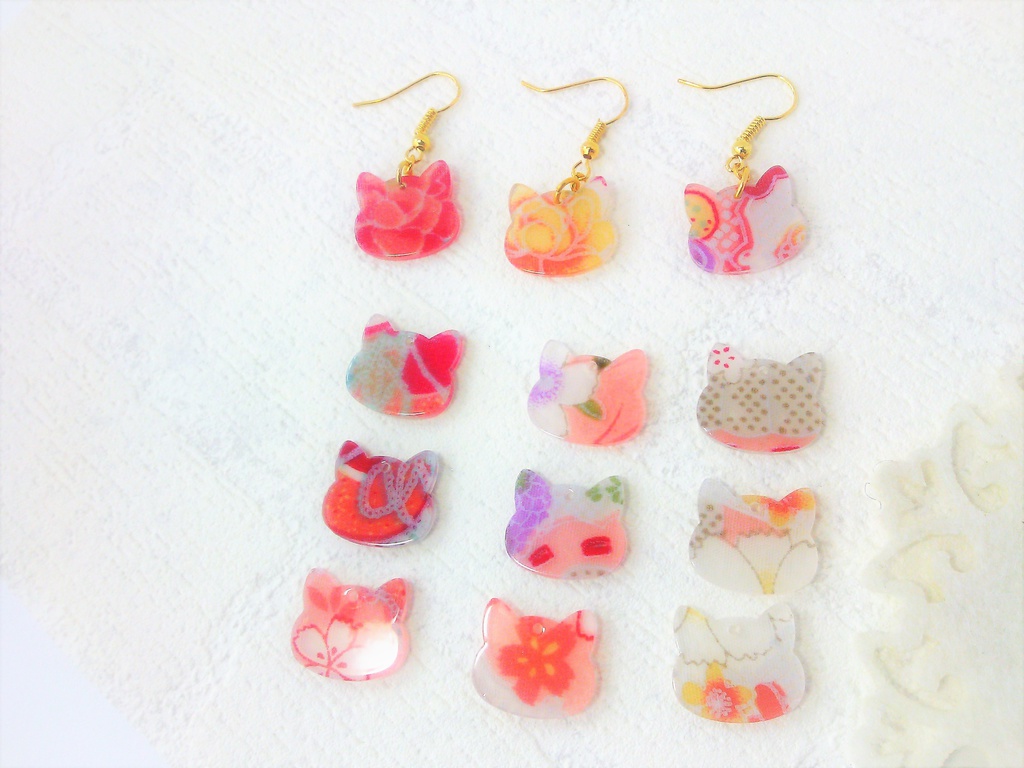 和柄猫のピアス(イヤリングに変更無料
