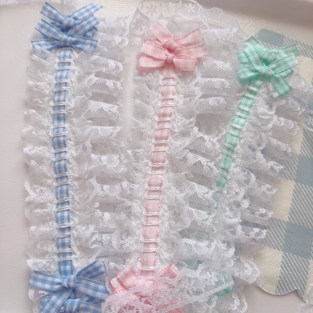 ribbon headdress