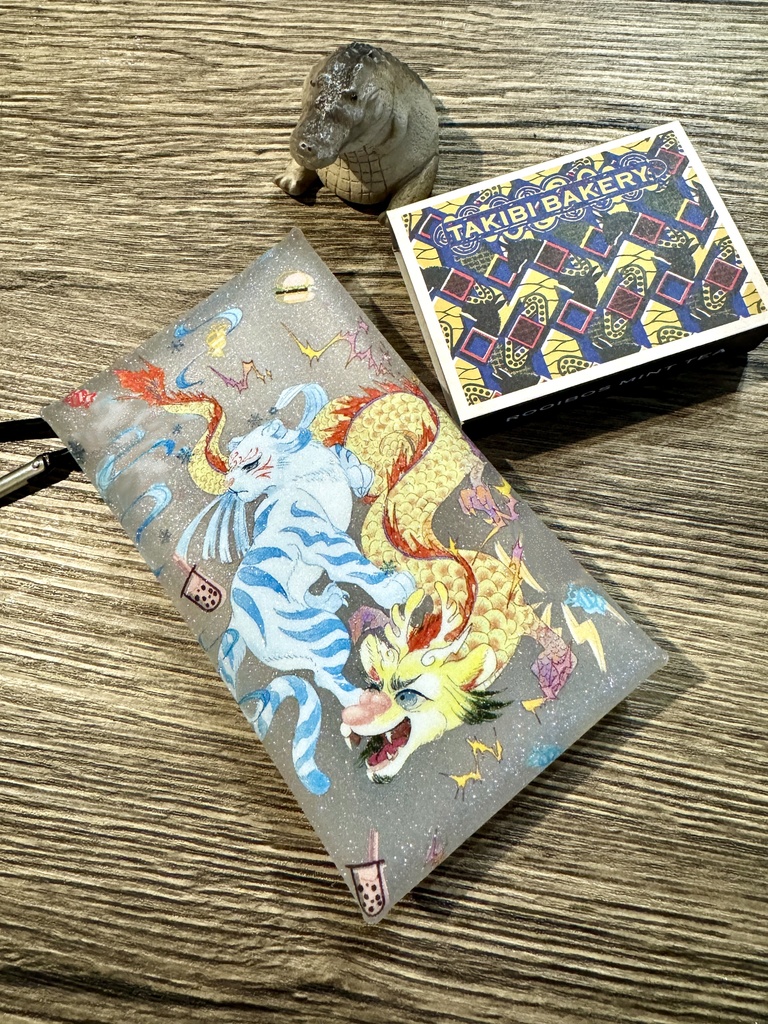 双子のPVCポーチ