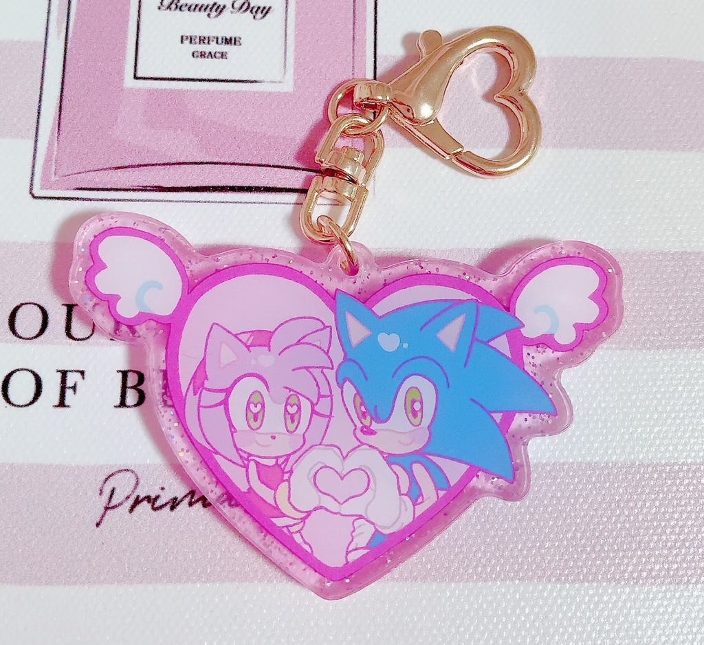 ソニエミ　ハートアクリルキーホルダー
