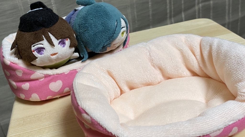 もちもちベッド・大(白・グレー・ラブラブピンク)