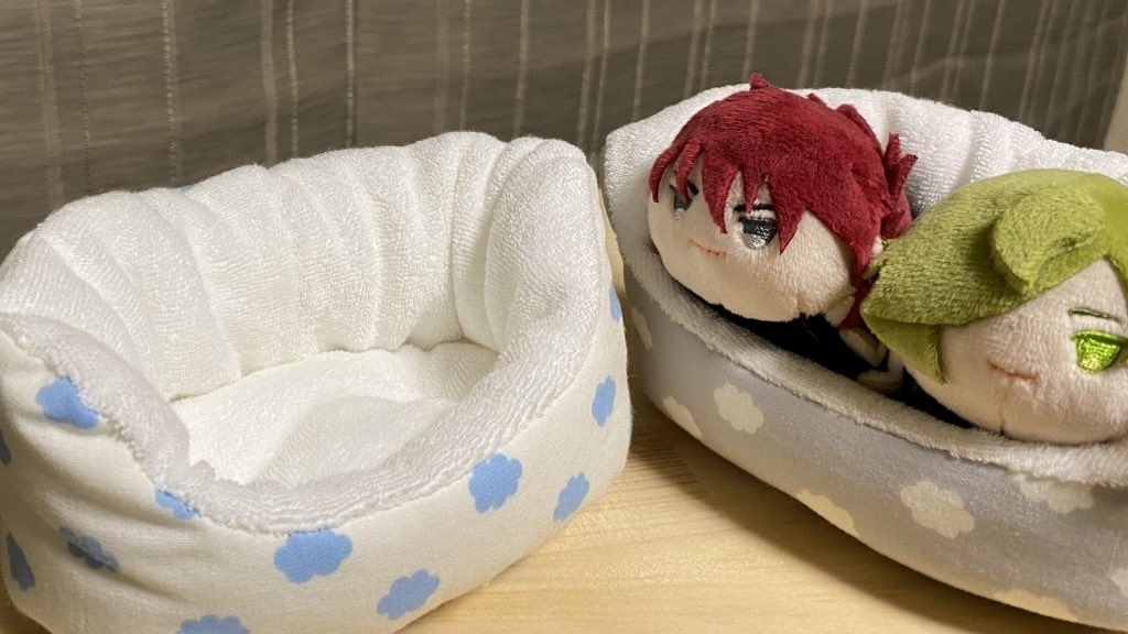 もちもちベッド・大(白・グレー・ラブラブピンク)