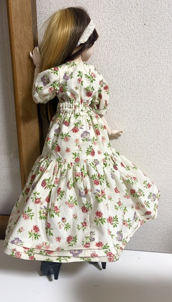 ウエストゴムワンピース+ヘアバンドセット(赤バラ)