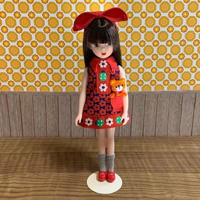 物品 復刻版初代リカちゃん 洋服 チェック tbg.qa