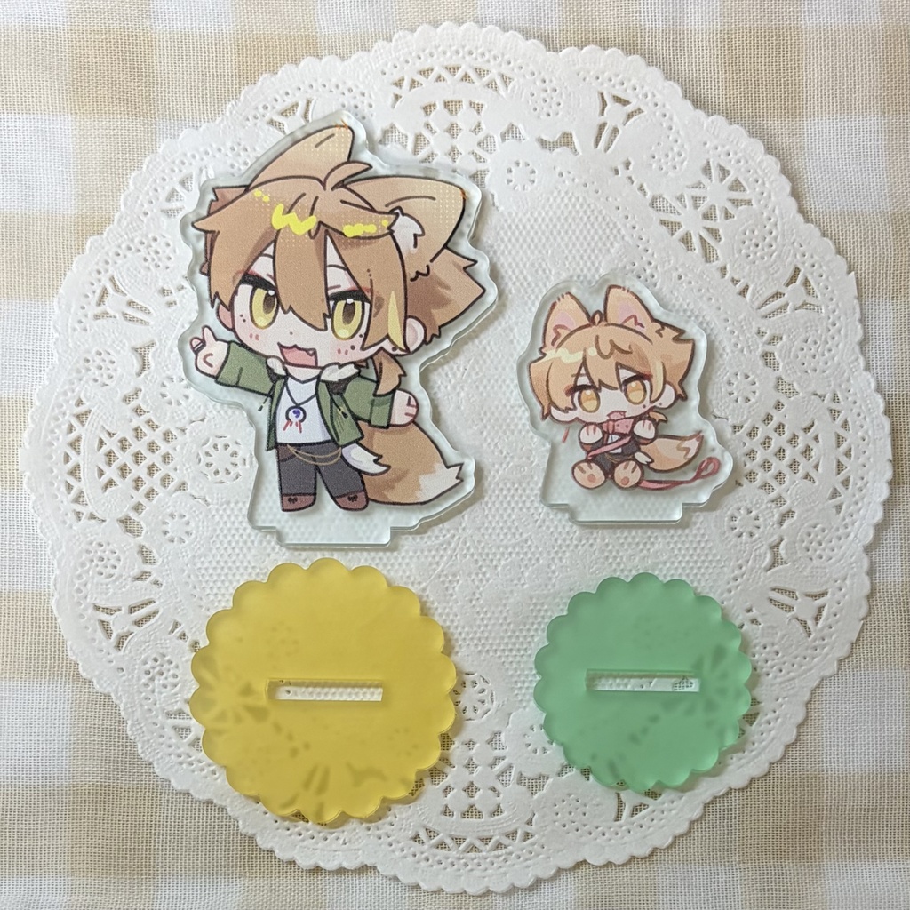 きつね　アクリルスタンド