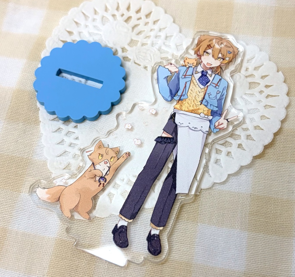 捏造服咎 アクリルスタンド