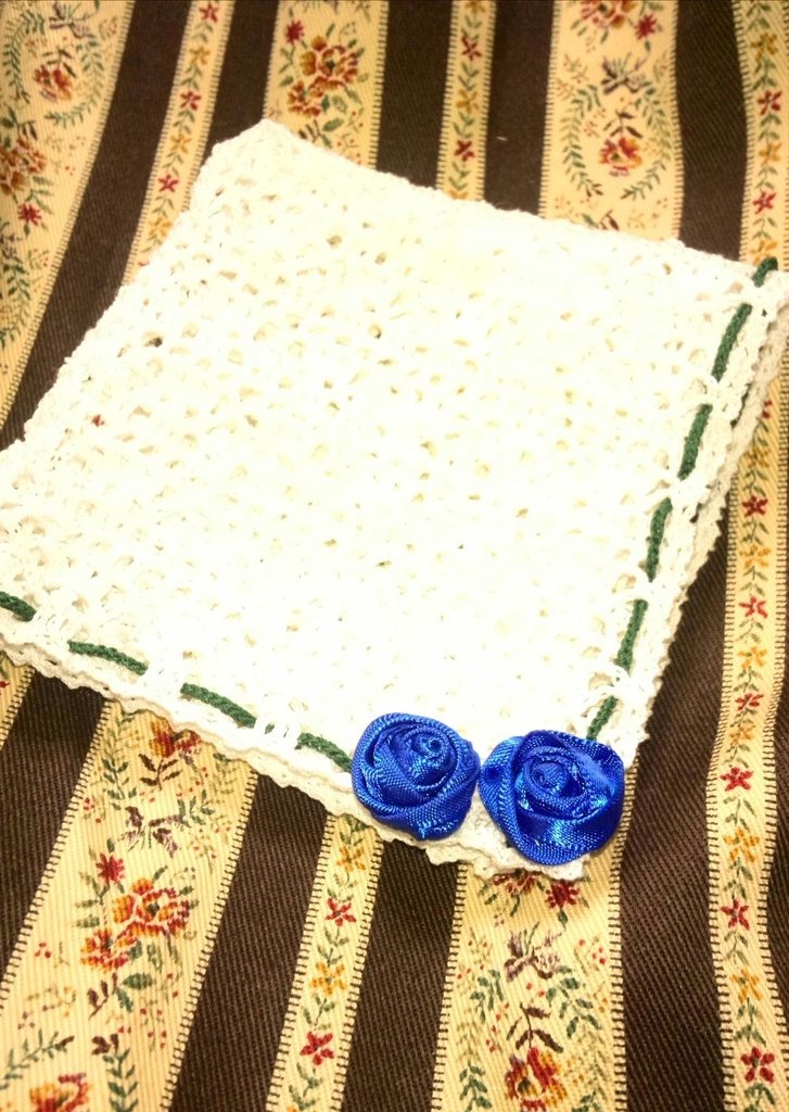 Ib風レースハンカチ