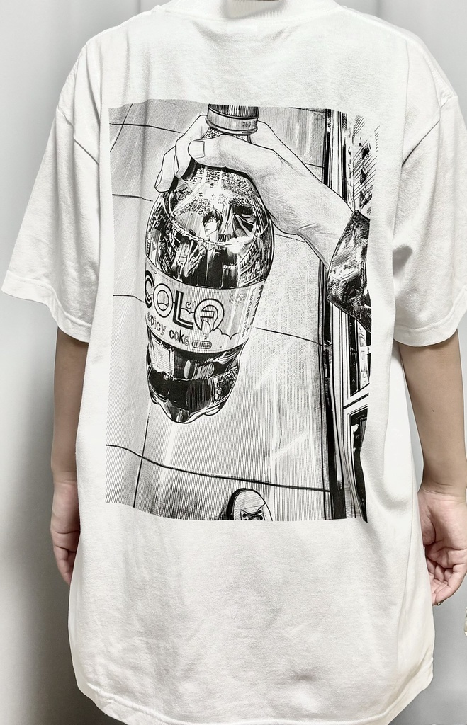 コンビニでコーラを買うときに着るTシャツ