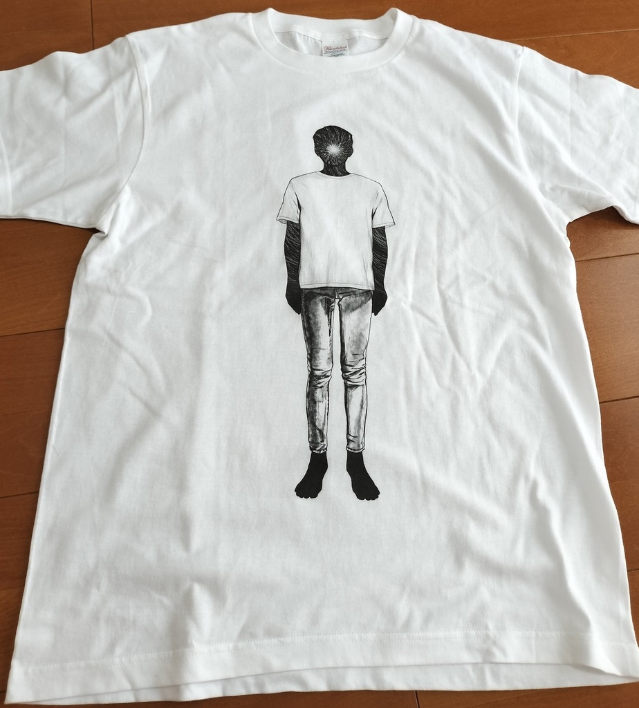 Tシャツを着ている人間Tシャツ