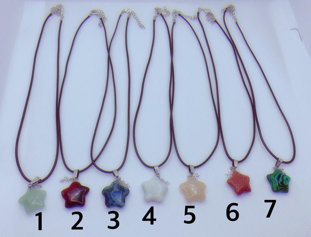 星に願いを⭐️STAR LIGHTペンダント