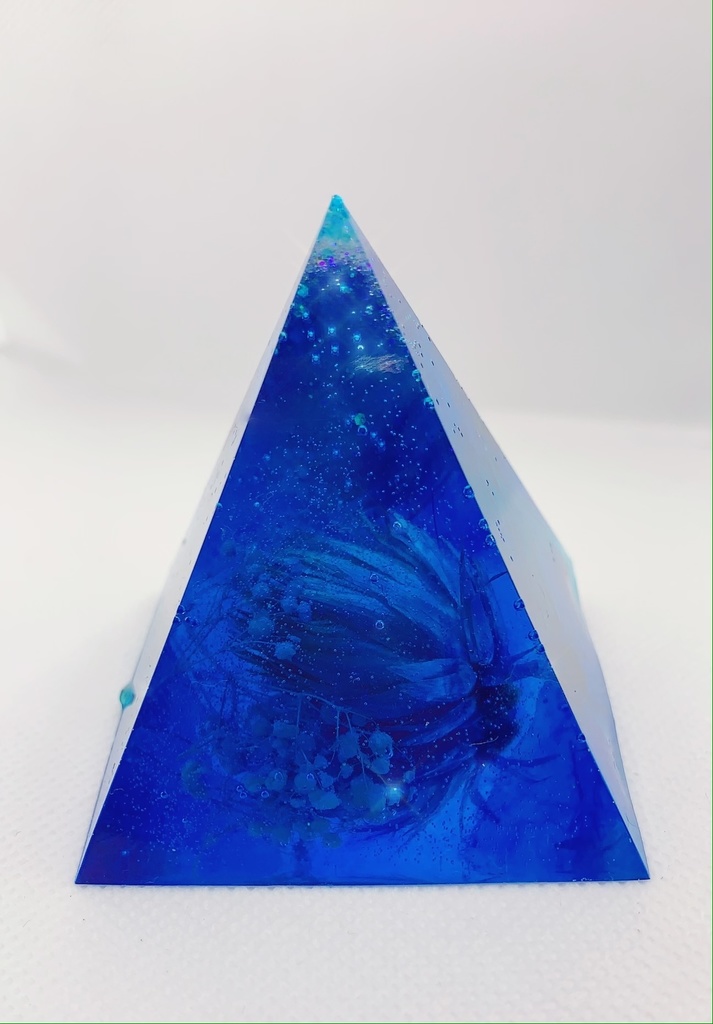 宇宙のビビビキラ💎リンたん奇跡のパワーピラミッド