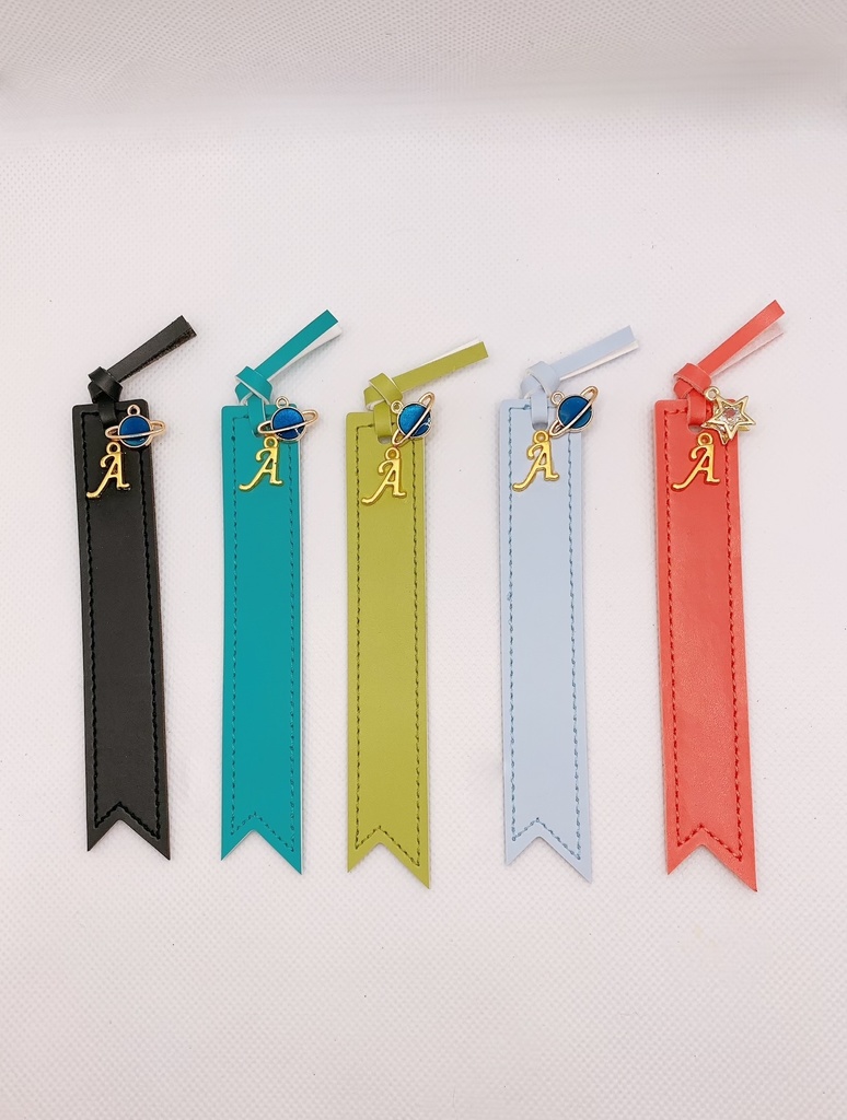 魔法の国の⭐️🪐BOOKしおり