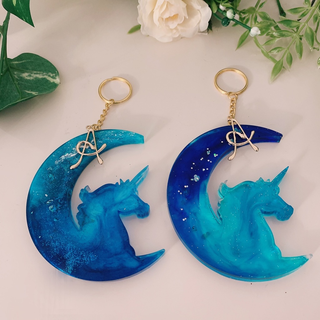 宇宙と月の幻想🌛🦄🧚‍♀️🧜‍♀️🐰キーホルダー