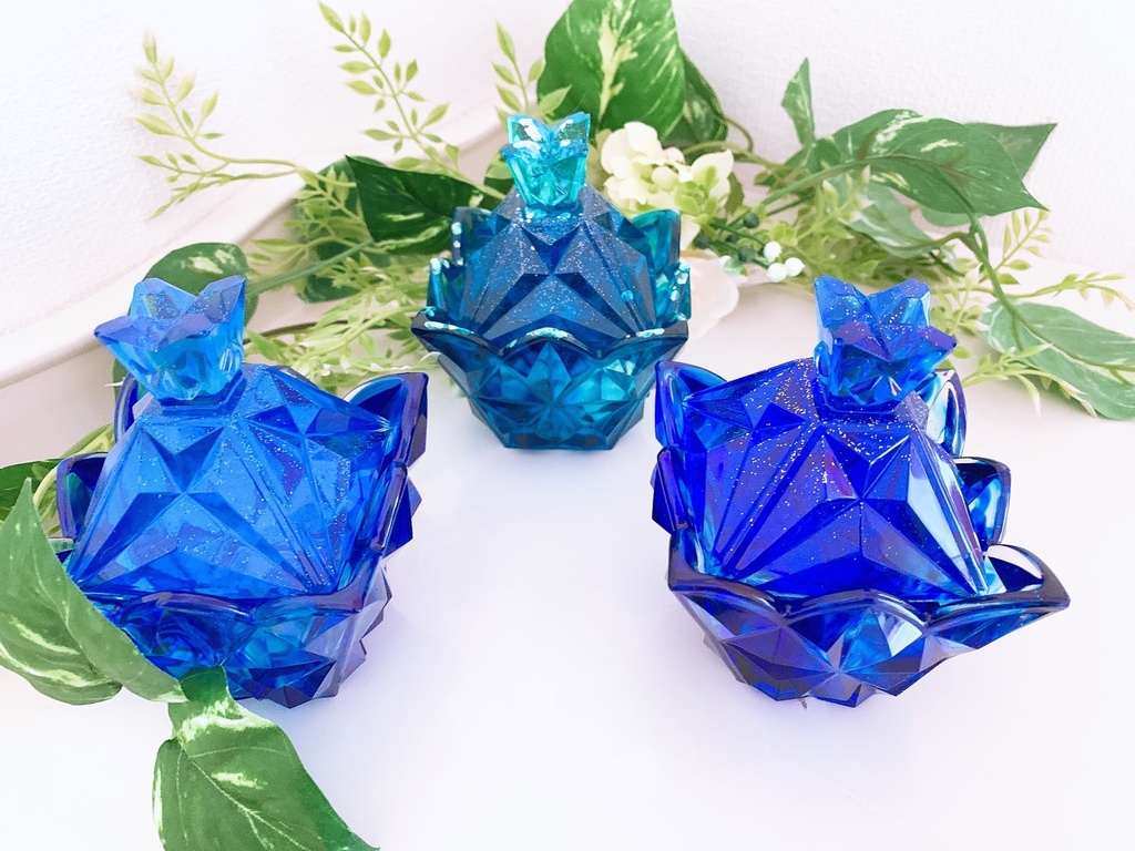 青の宝石💎小物入れ