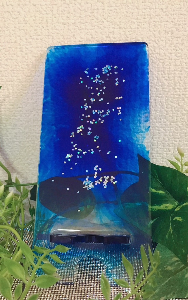 新しい宇宙との交信スマホスタンド✨