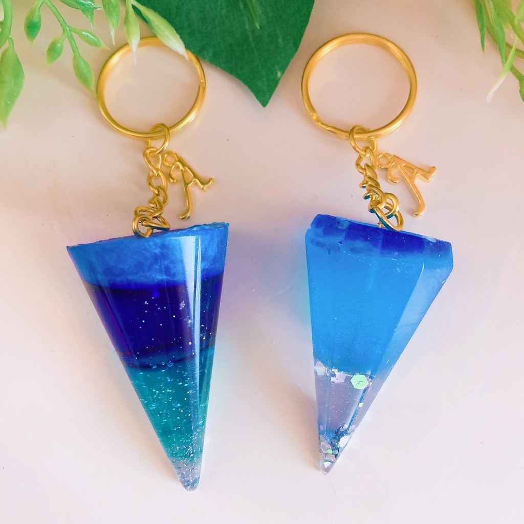 ミラクルパワー注入💎円柱ピラミッド 指輪置き&キーホルダー&ペンダント