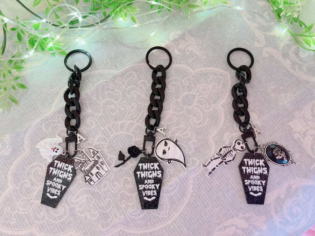 ブラック🖤👻ハロウィンチェーン💀キーホルダー