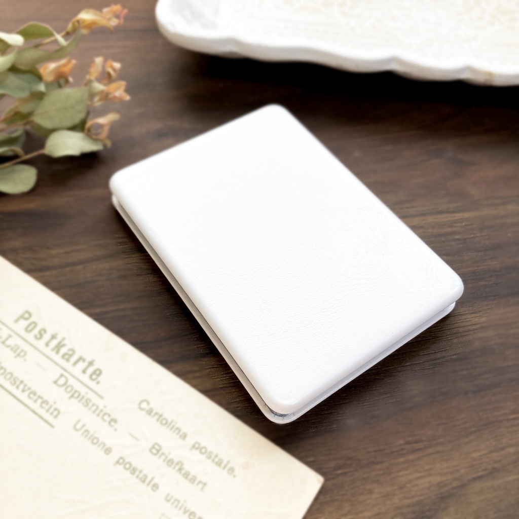 LafranceTart mirror【コンパクトミラー 秋冬 洋梨 フルーツ 植物 食べ物 鳥 かわいい手鏡】