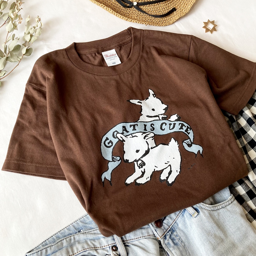 【5月下旬発送】Goat is cute Tシャツ(チョコ)|子やぎは可愛い〔動物シリーズ〕