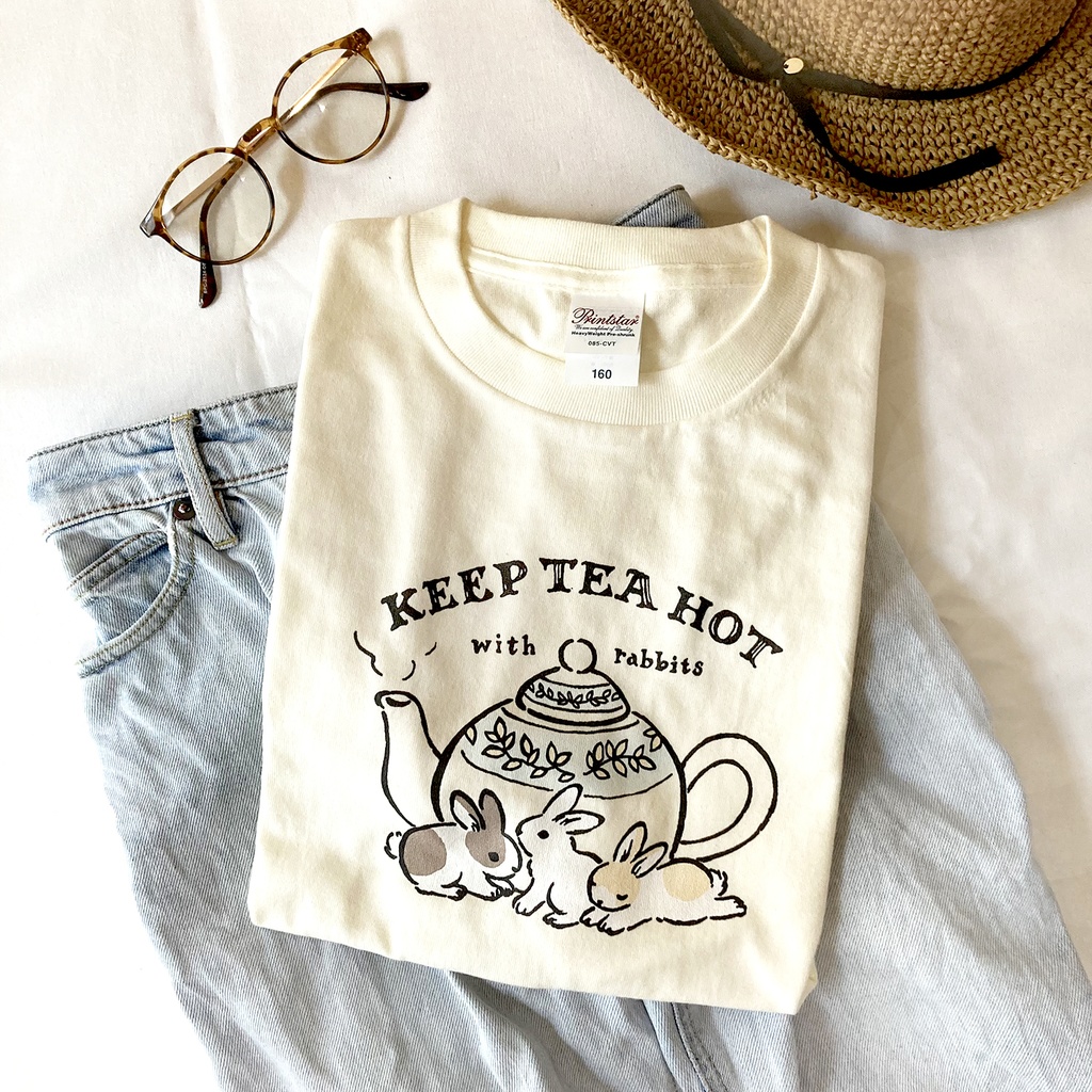 【7月中旬発送】Rabbit Tea Tシャツ(クリーム)|うさぎ〔動物シリーズ〕