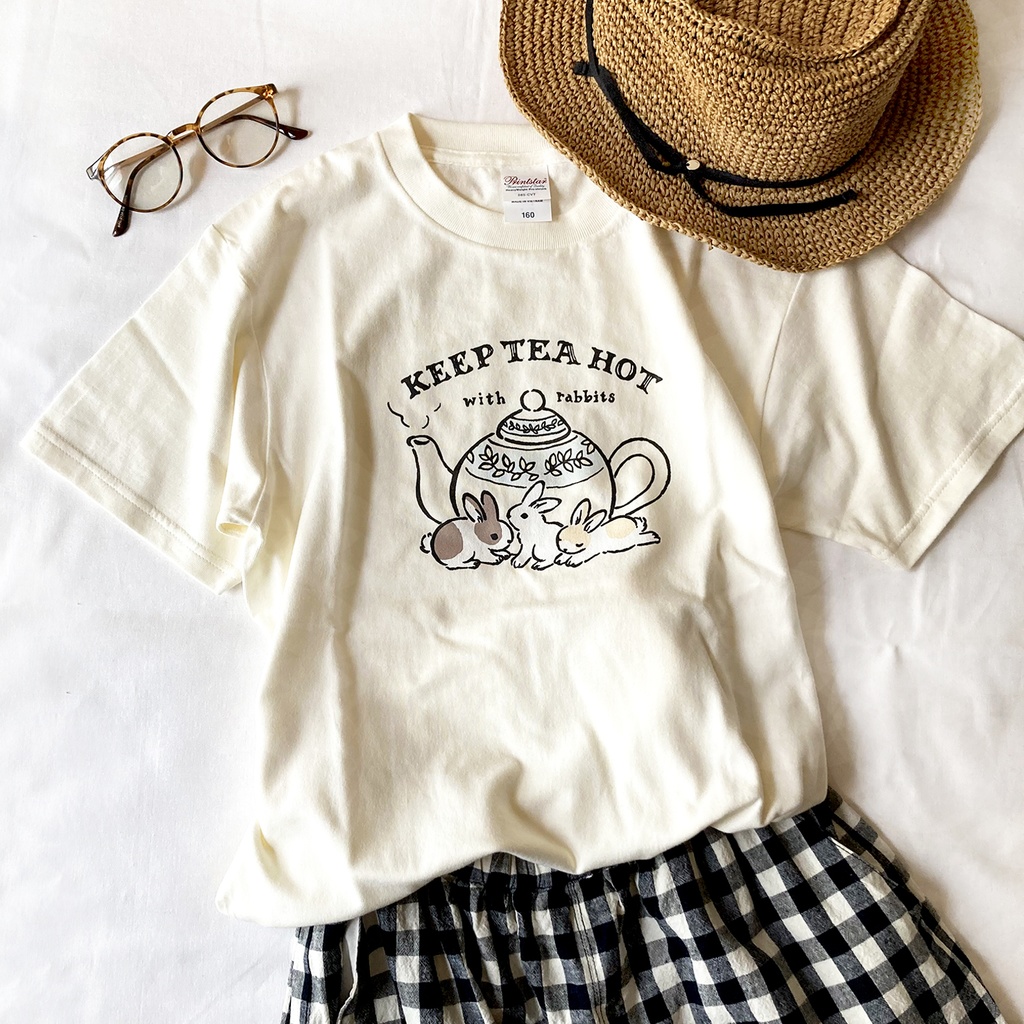 【7月中旬発送】Rabbit Tea Tシャツ(クリーム)|うさぎ〔動物シリーズ〕