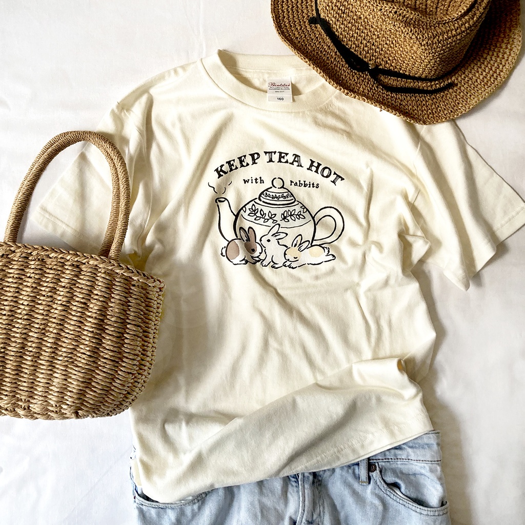 【7月中旬発送】Rabbit Tea Tシャツ(クリーム)|うさぎ〔動物シリーズ〕