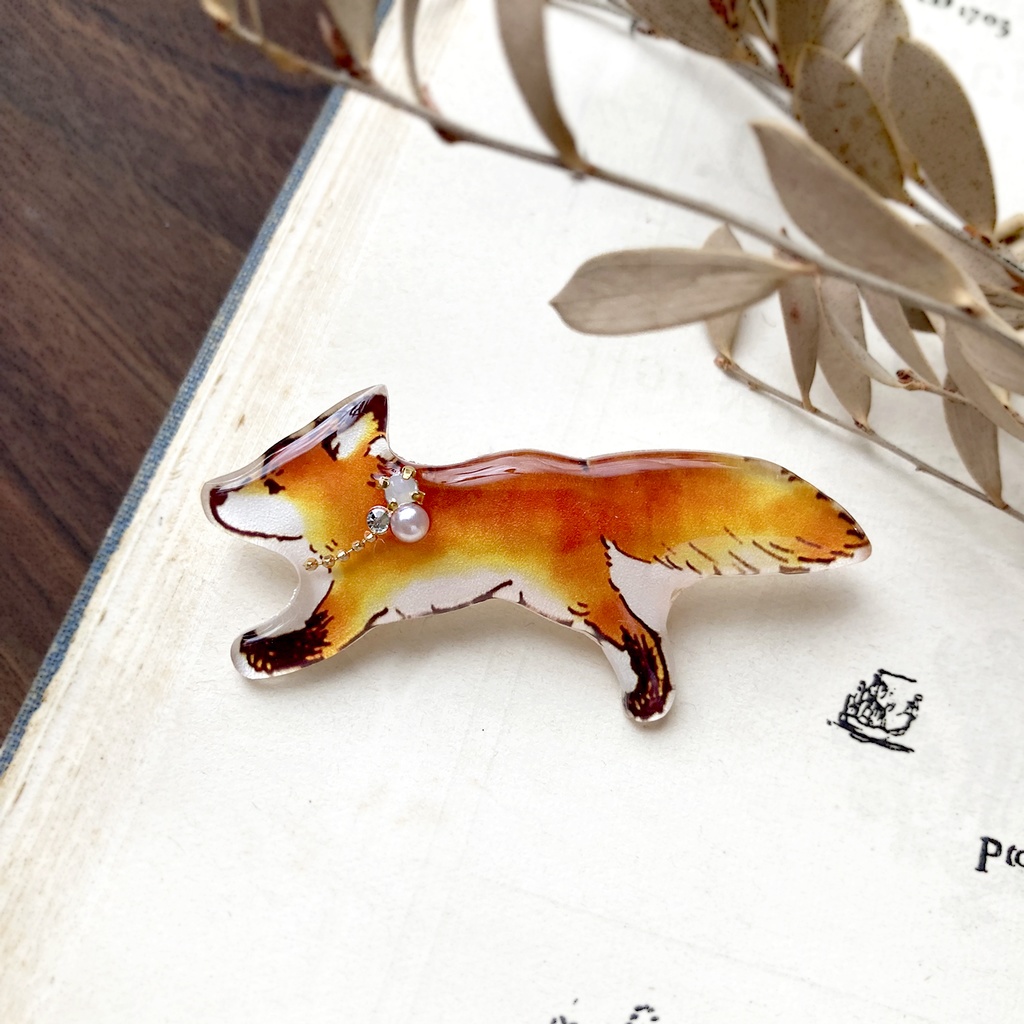Running fox brooch｜走るきつねのブローチ〔動物シリーズ〕