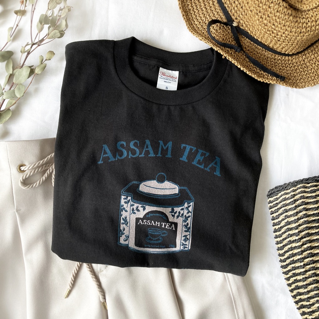 【9月下旬発送】アッサムTシャツ(スモーキ)《Tea-shirt》|紅茶