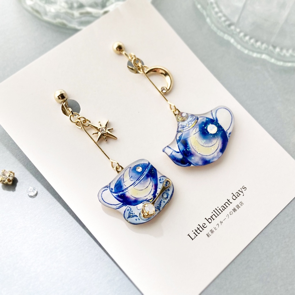 MoonTea earring|夜空と月のティーカップ&ポットイヤリング・ピアス〔紅茶シリーズ〕